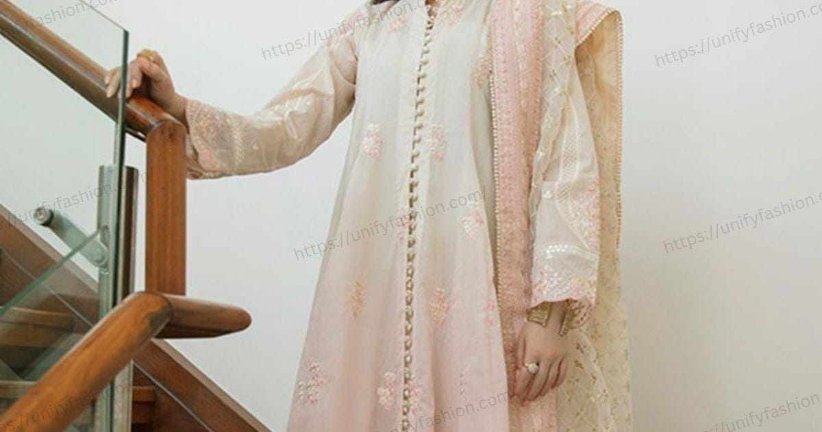 Best Fabrics and Colors for 2026 Frocks